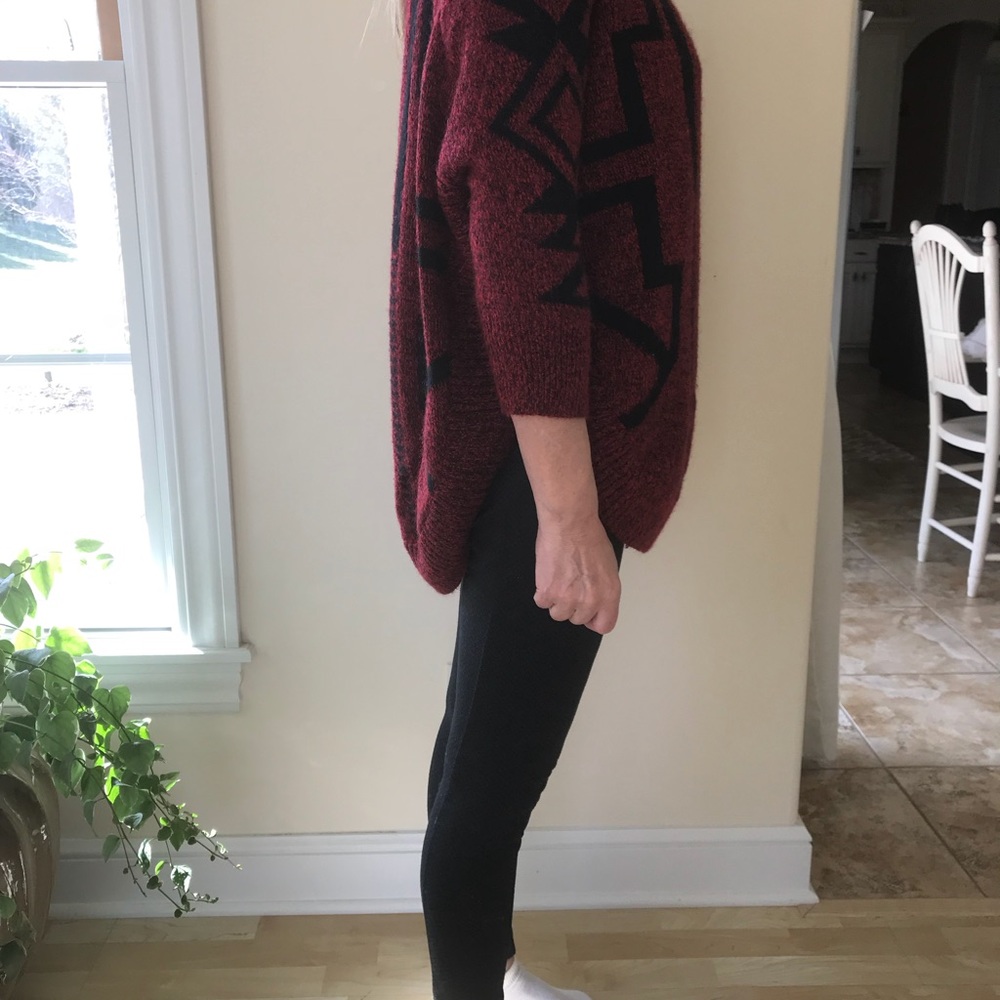 Express sweater! - Picture 4 of 4